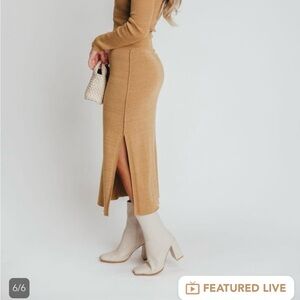 By Together tan ribbed midi skit